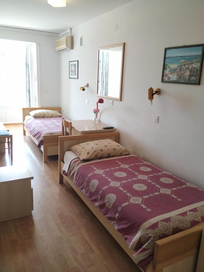 Accomodation Pertout Nova Gorica Esterno foto