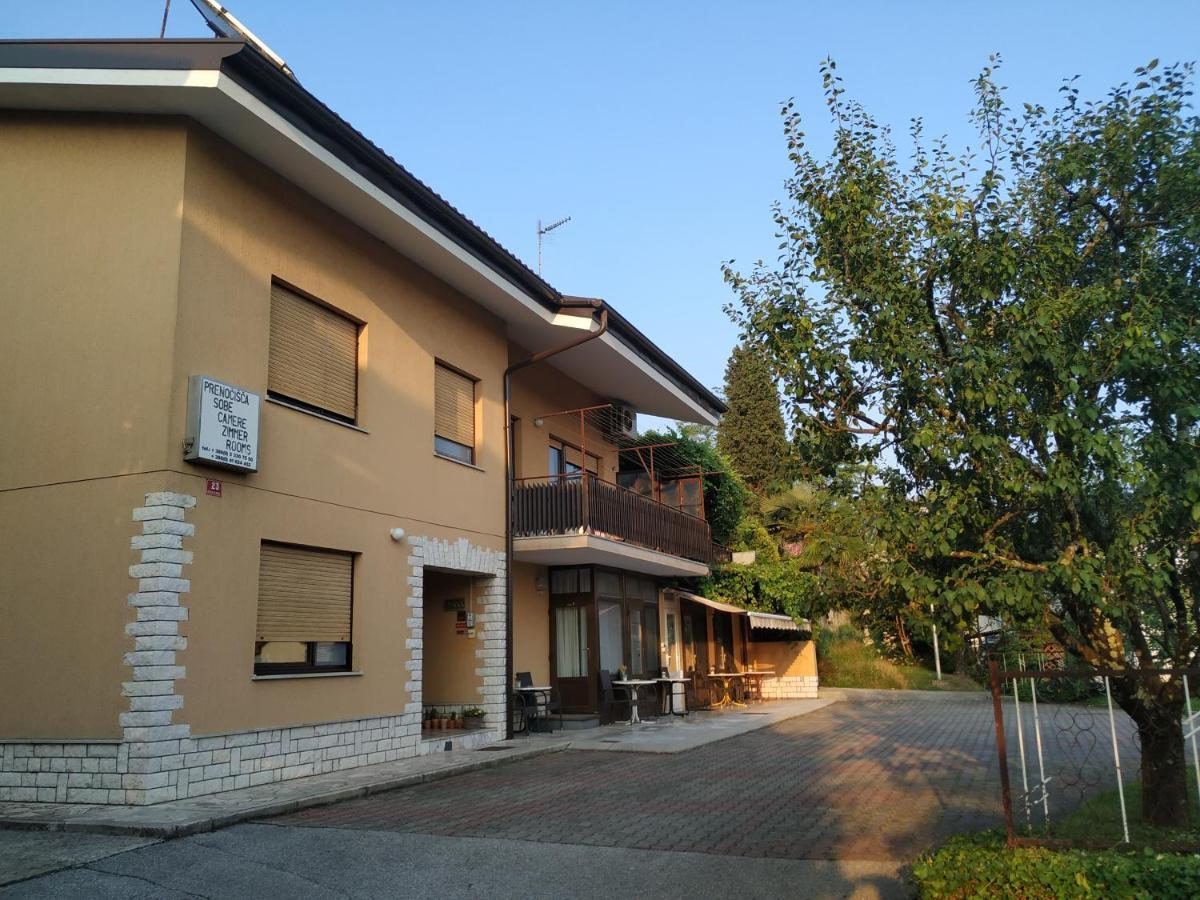 Accomodation Pertout Nova Gorica Esterno foto