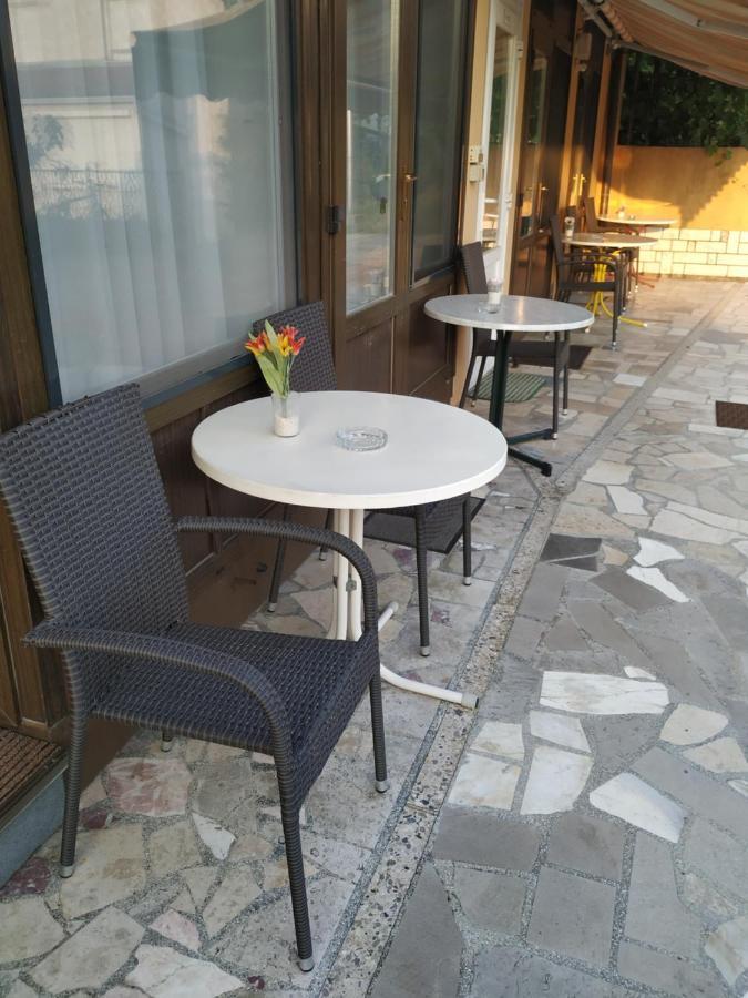 Accomodation Pertout Nova Gorica Esterno foto