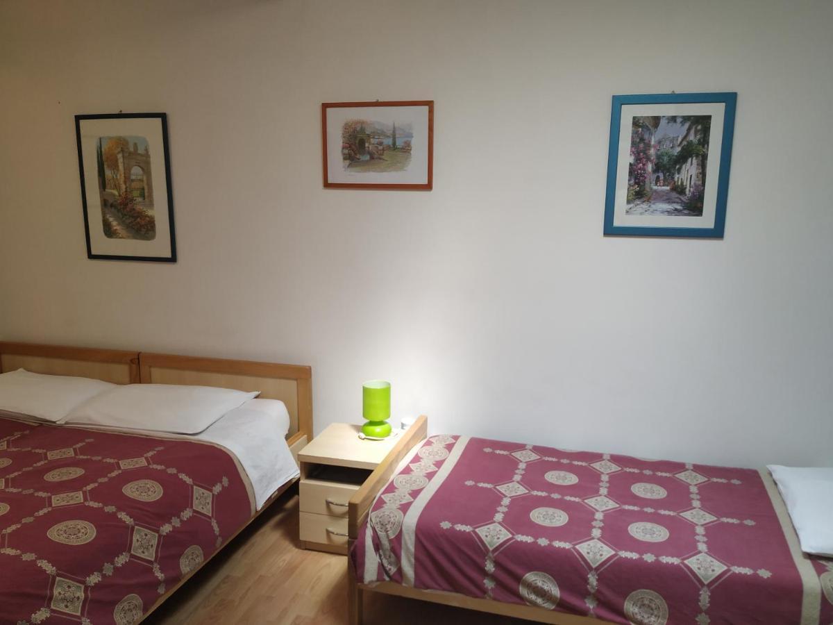 Accomodation Pertout Nova Gorica Esterno foto