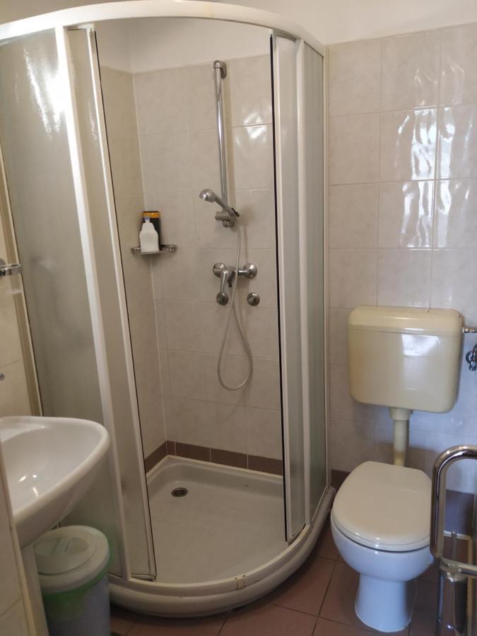 Accomodation Pertout Nova Gorica Esterno foto