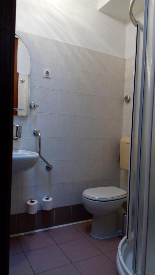 Accomodation Pertout Nova Gorica Esterno foto
